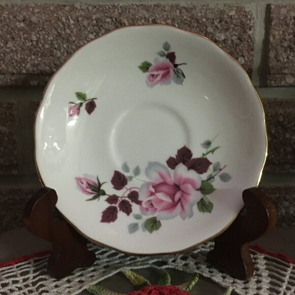 Royal Vale Ridgway Pottery England White Porcelain Rose Teacup & Saucer - Picture 5 of 16